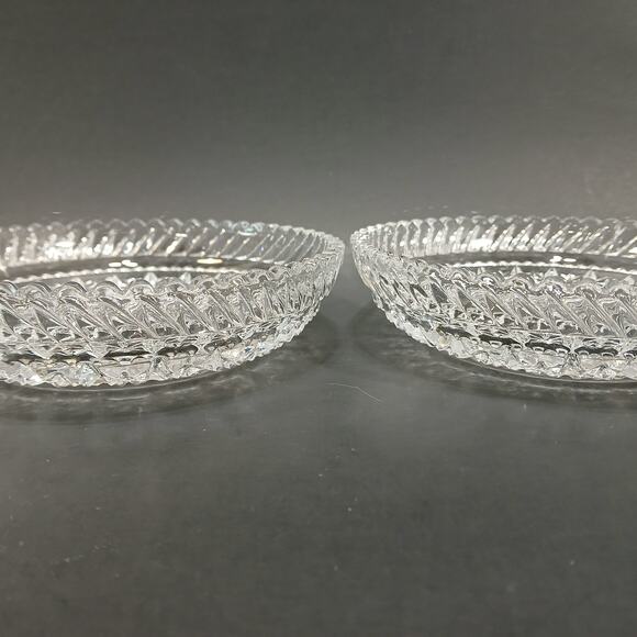 2 Vintage Fostoria Virgina Clear 5.5" Candy Bowls or Jewelry Dishes *Crack* - Picture 12 of 15